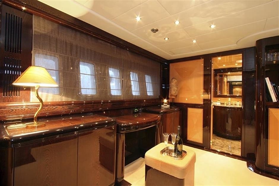 [28m-Yacht-DELHIA]-8448-106.jpg