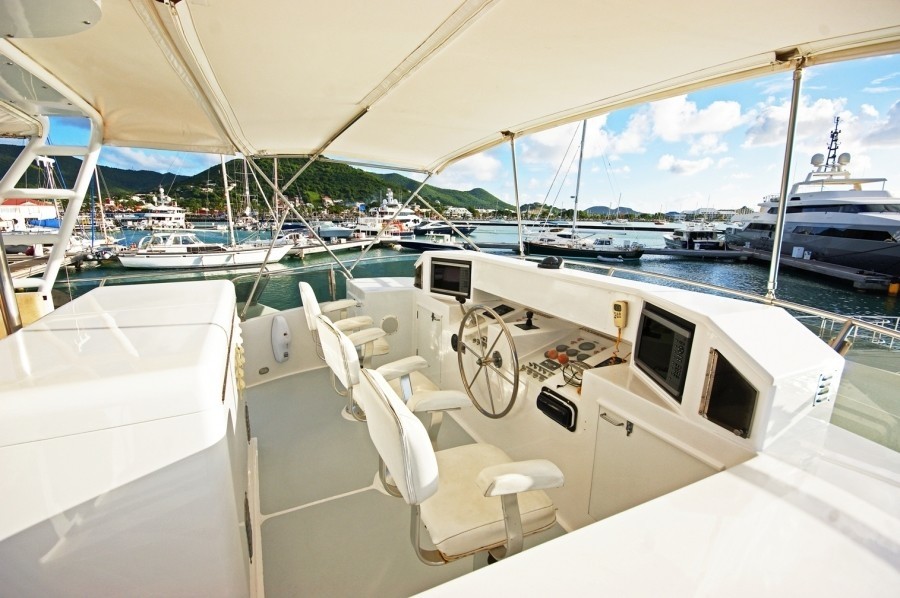 [28m-Yacht-PIXEL]-8639-26.jpg