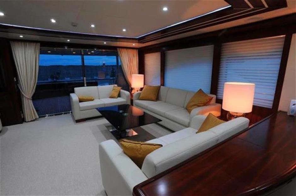 [30m-Yacht-BLUE-SAPPHIRE]-8855-168.jpg