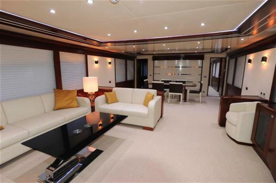 [30m-Yacht-BLUE-SAPPHIRE]-8855-89.jpg