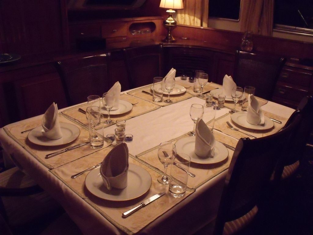 [30m-Yacht-FAVORITA]-8057-69.jpg