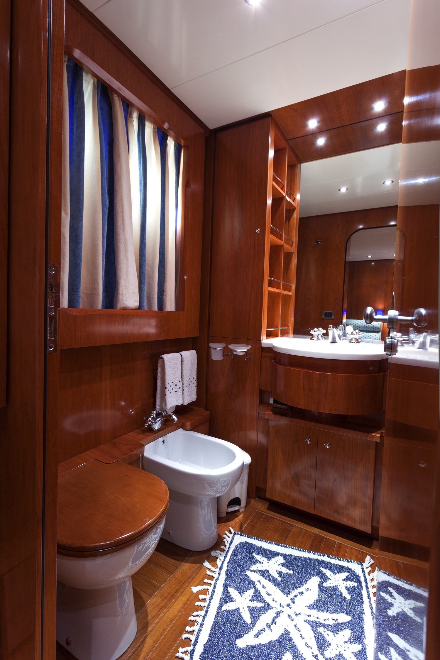 [30m-Yacht-ZAMBEZI]-8399-167.jpg