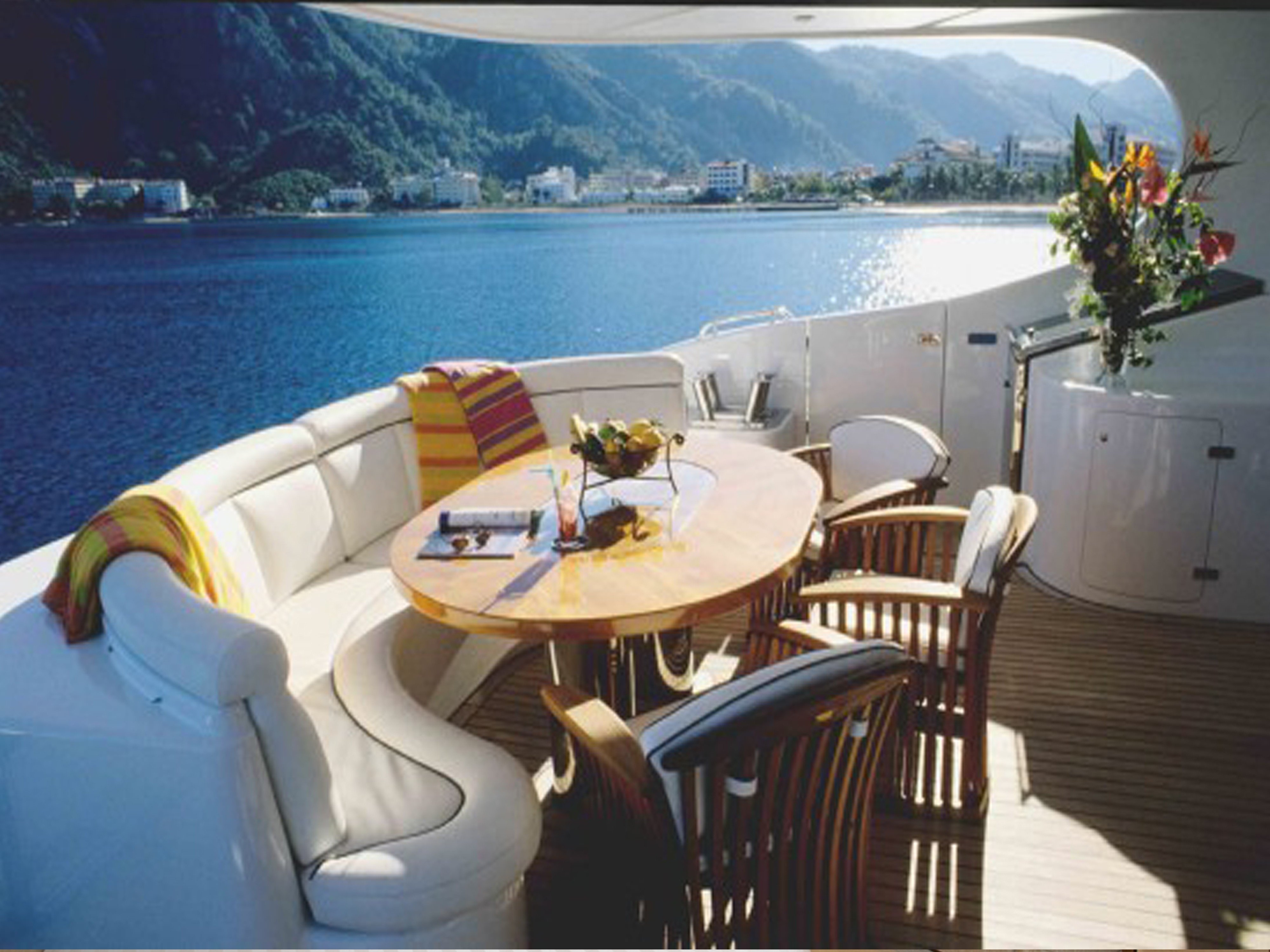 [31m-Yacht-NO-RULES]-861-168.jpg