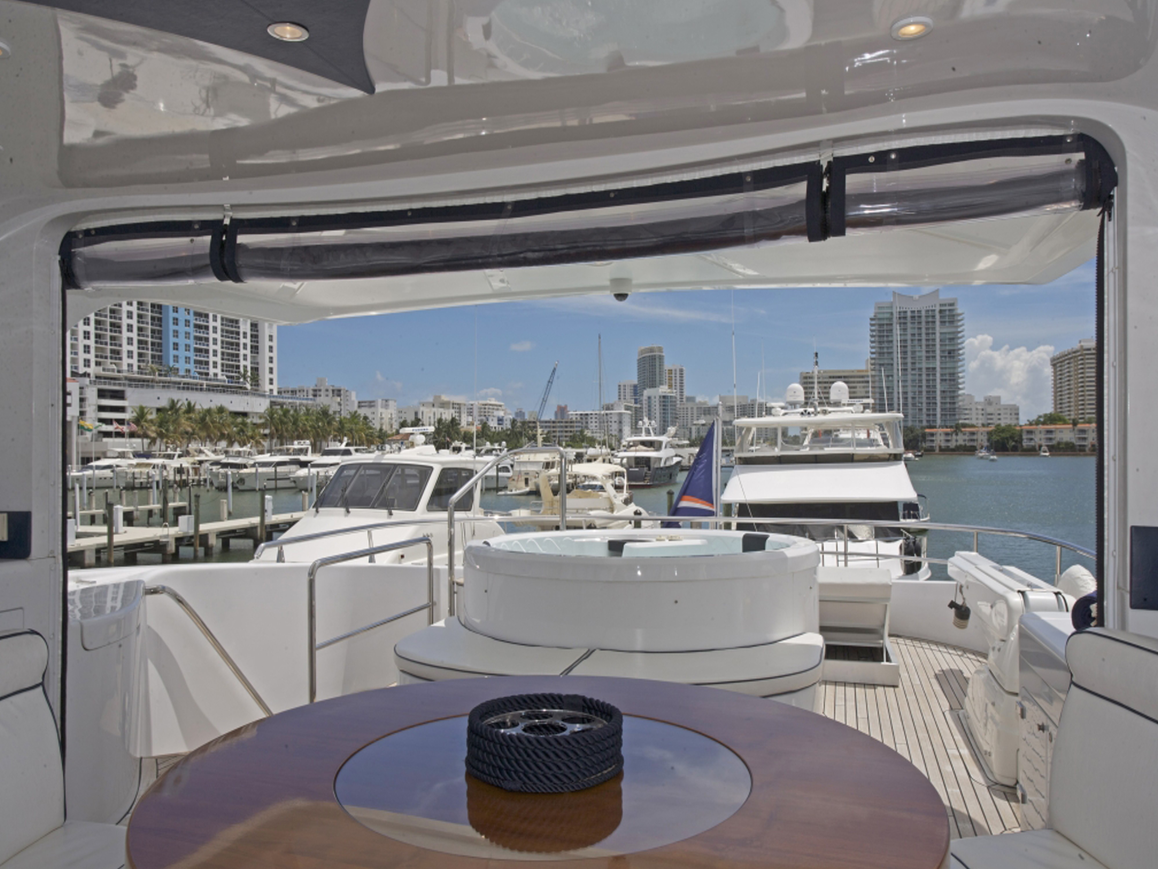 [31m-Yacht-NO-RULES]-861-82.jpg