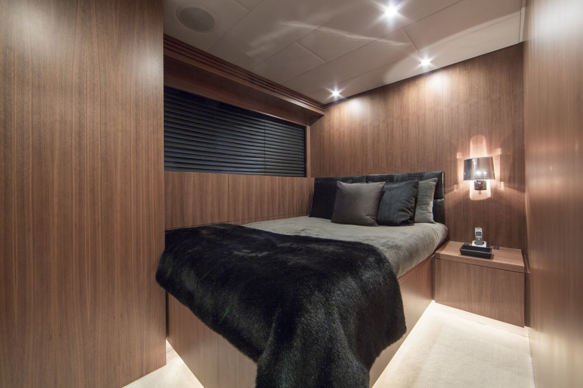 [31m-Yacht-RG512]-8131-177.jpg