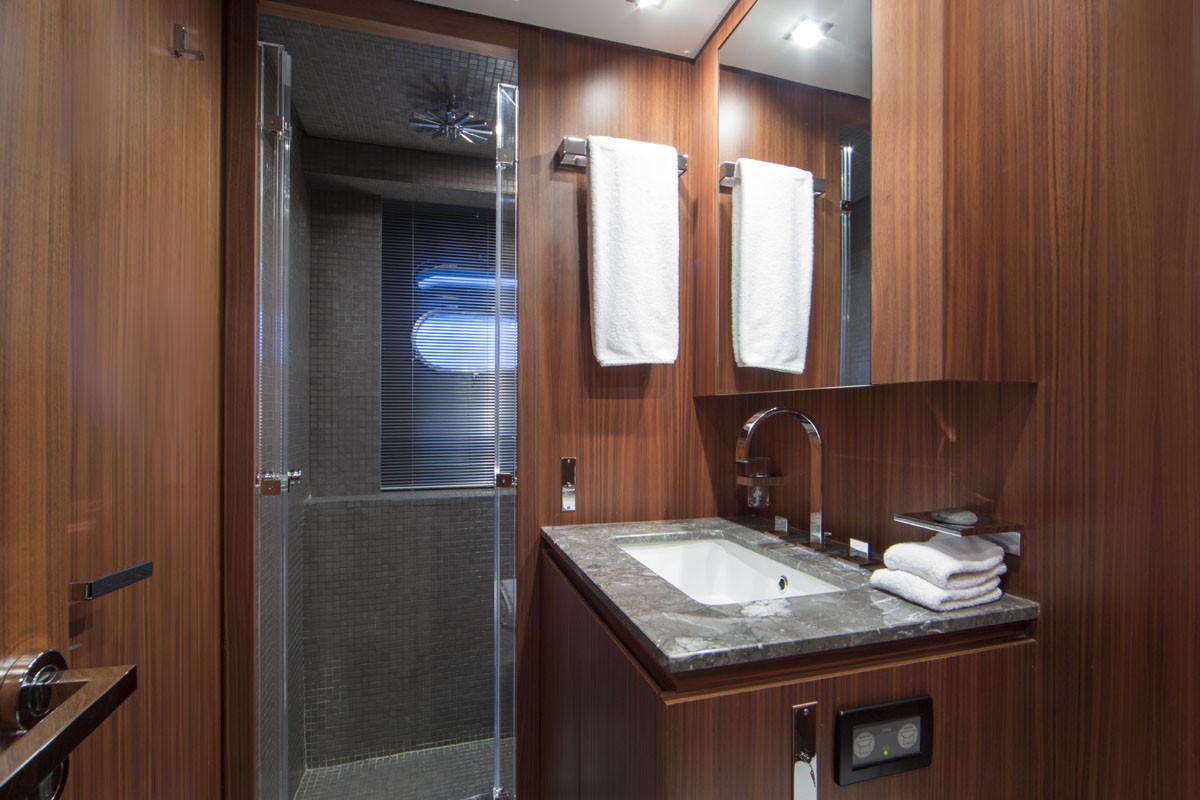 [31m-Yacht-RG512]-8131-28.jpg