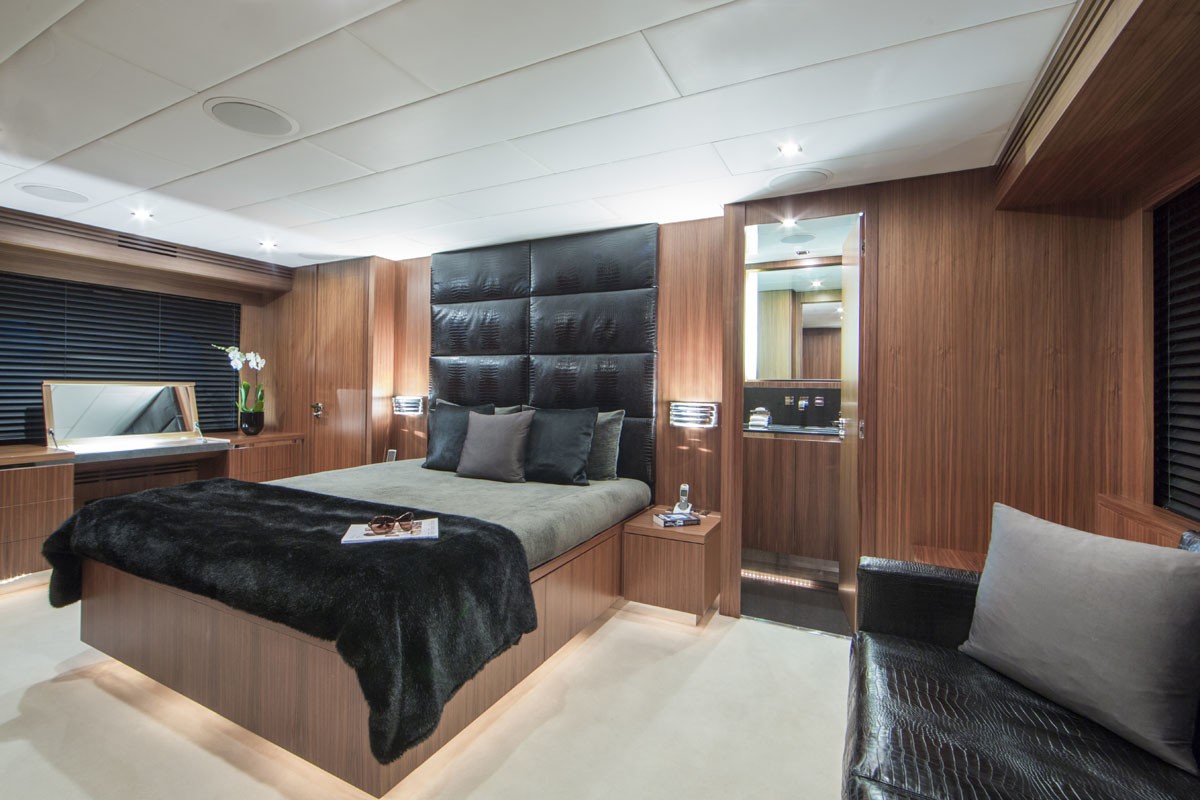 [31m-Yacht-RG512]-8131-32.jpg