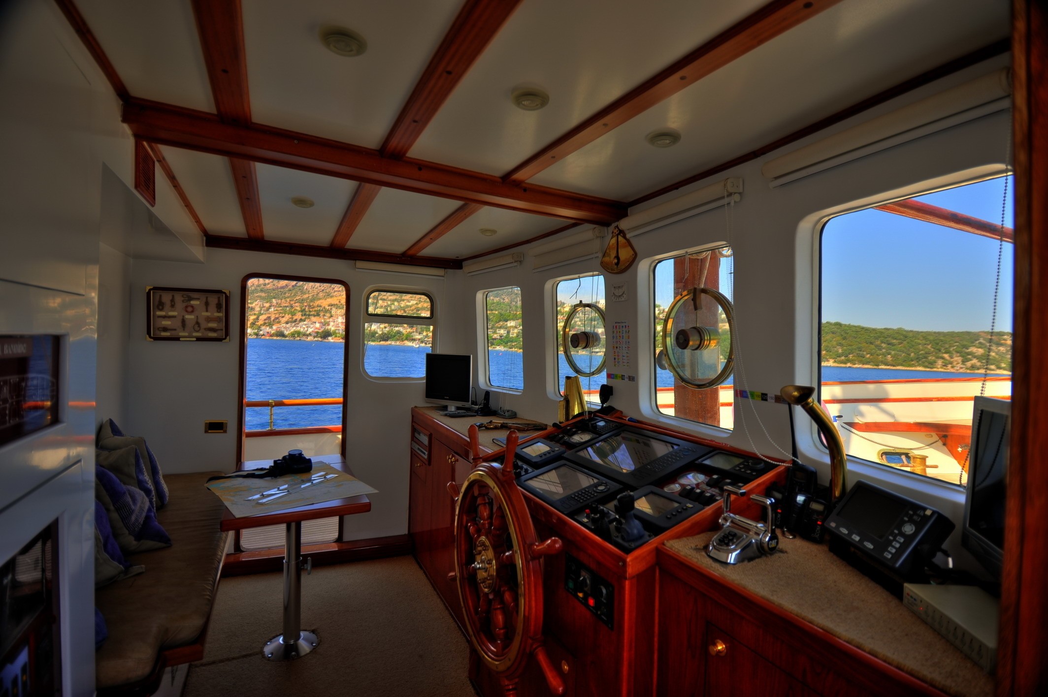 [32m-Yacht-EL-BANDIDO]-8239-171.jpg