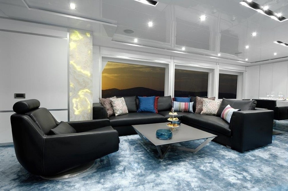 [32m-Yacht-SERENITAS]-8972-32.jpg