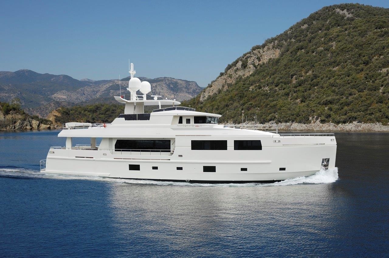[32m-Yacht-SERENITAS]-8972-49.jpg