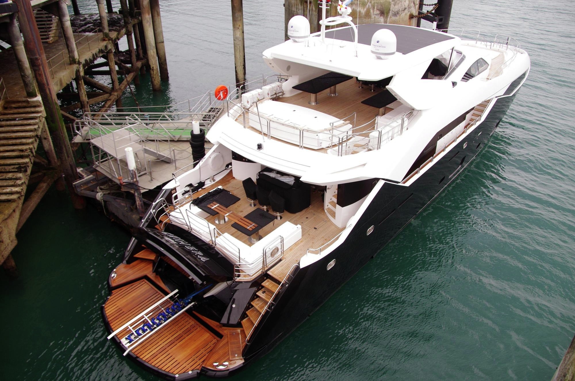 [34m-Yacht-CHIMERA]-8212-123.jpg