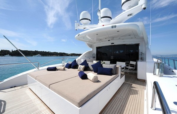 [34m-Yacht-PHOENICIAN]-8126-89.jpg