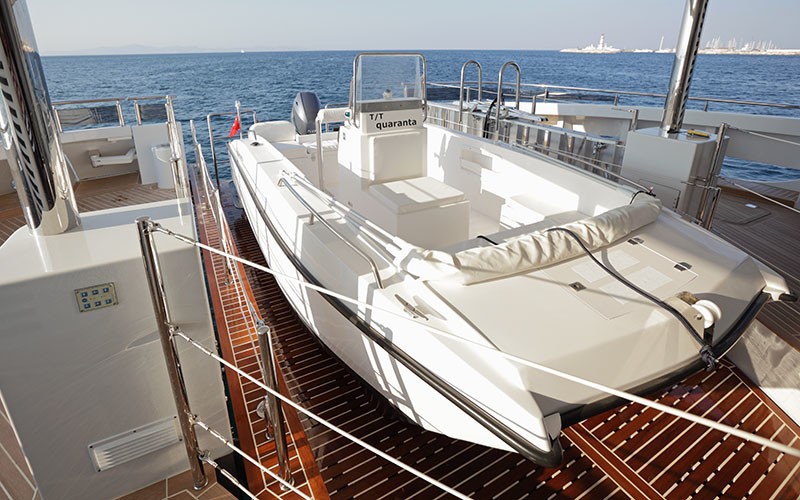 [34m-Yacht-QUARANTA]-8059-156.jpg