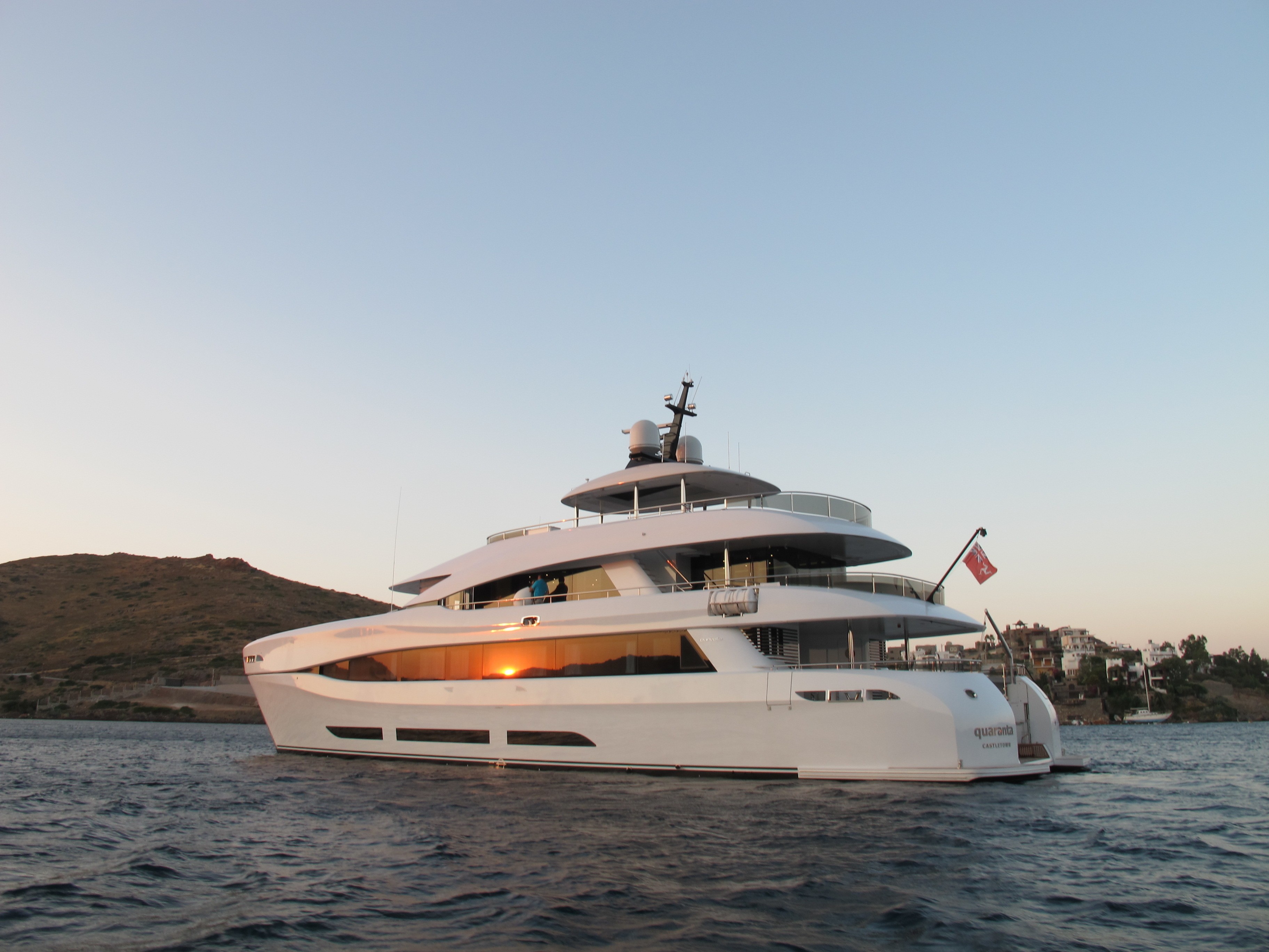 [34m-Yacht-QUARANTA]-8059-21.jpg