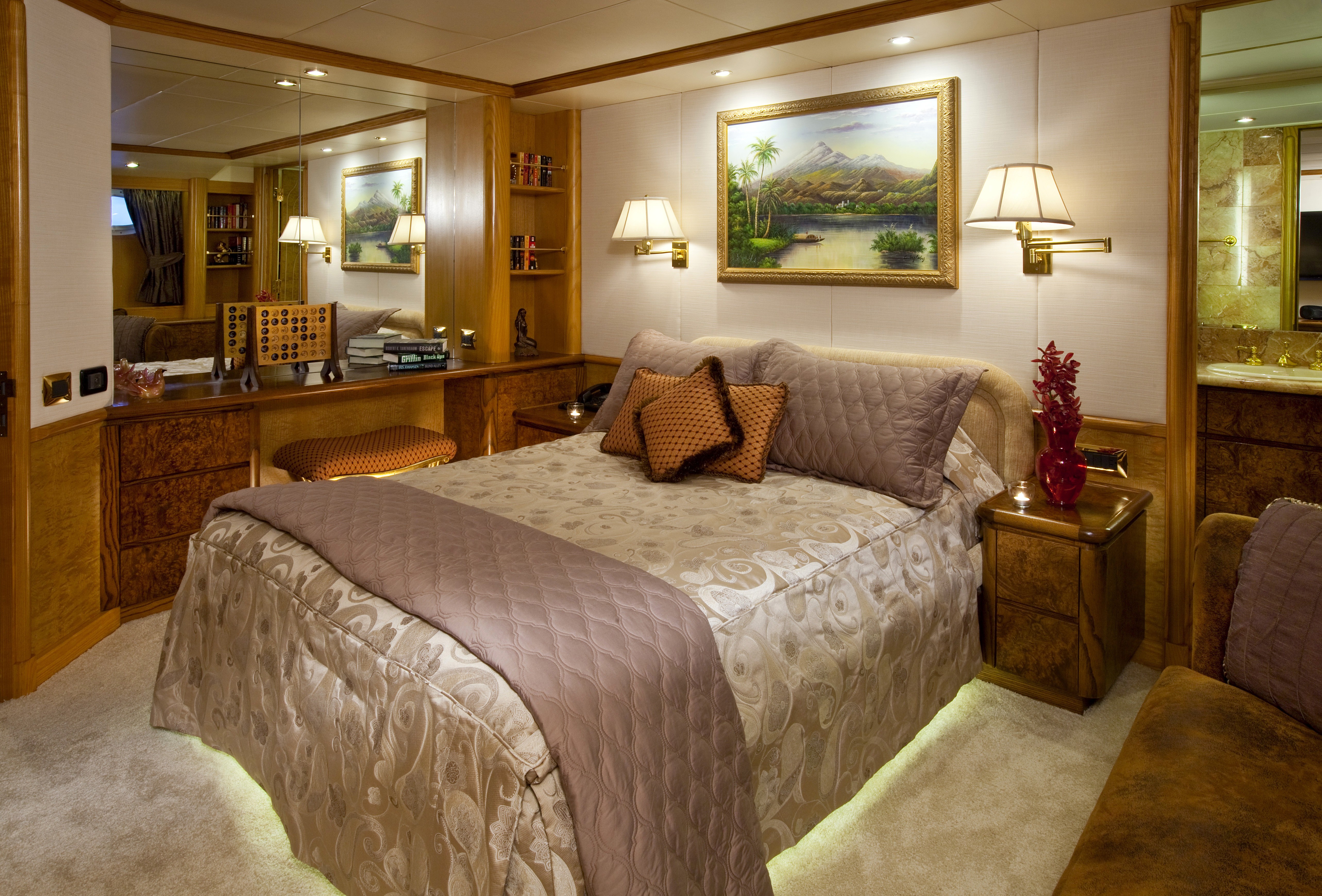 [41m-Yacht-GRAND-ILLUSION]-899-167.jpg