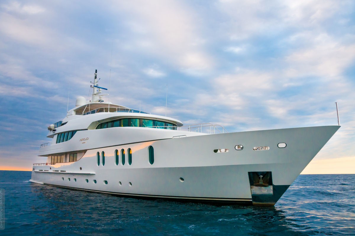 [42m-Yacht-GLORIA-TERESA]-8609-14.jpg