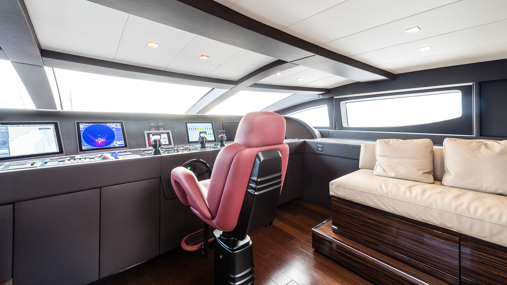 [45m-Yacht-FLYING-DRAGON]-8437-123.jpg