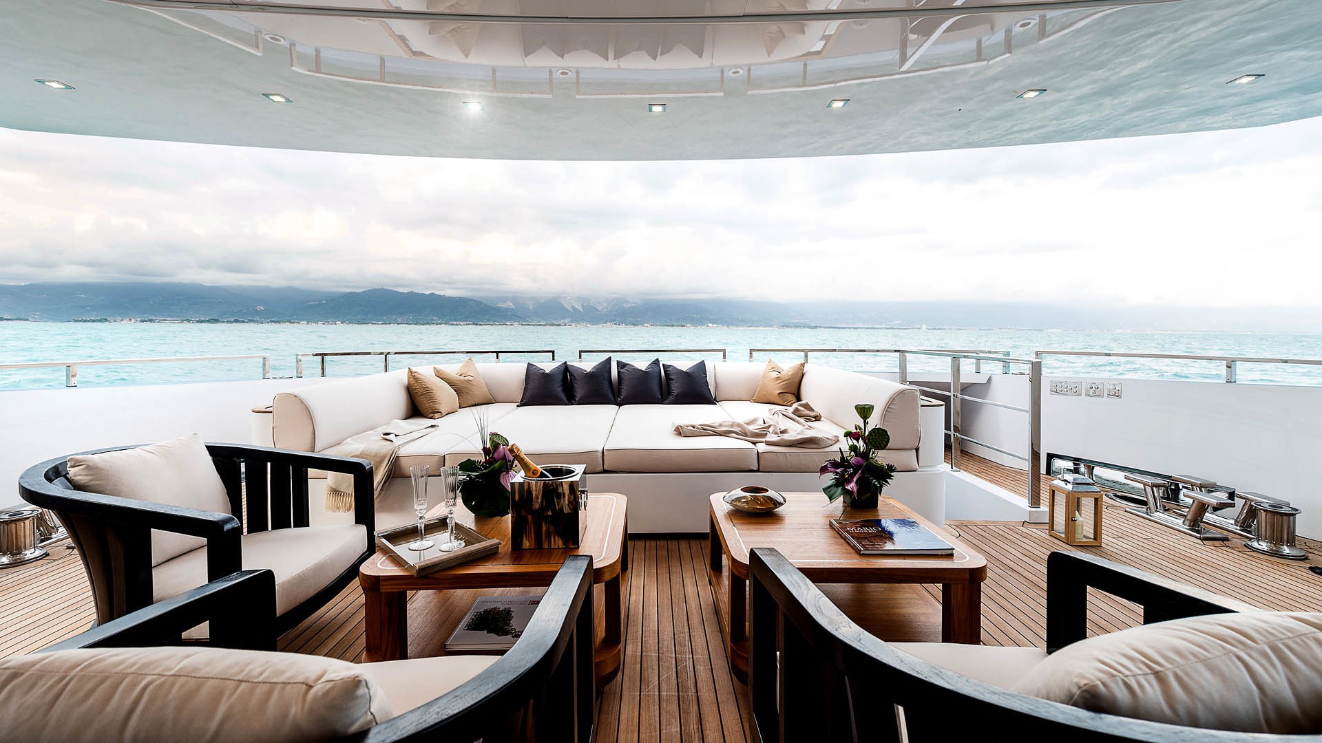 [45m-Yacht-FLYING-DRAGON]-8437-71.jpg