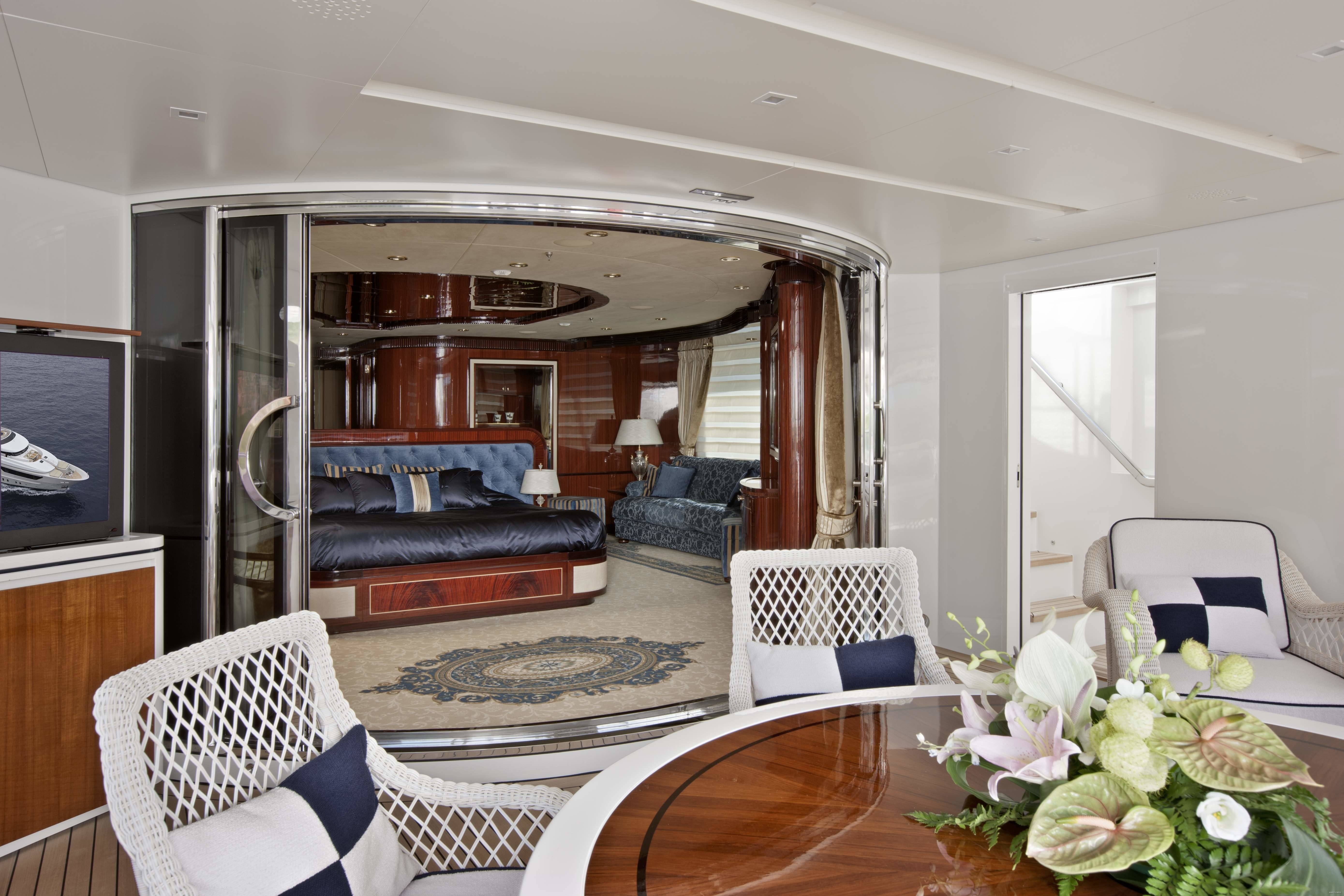 [46m-Yacht-REVE-DOR]-8022-180.jpg