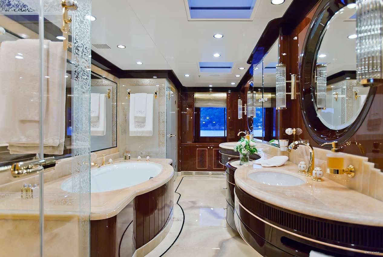 [46m-Yacht-REVE-DOR]-8022-32.jpg