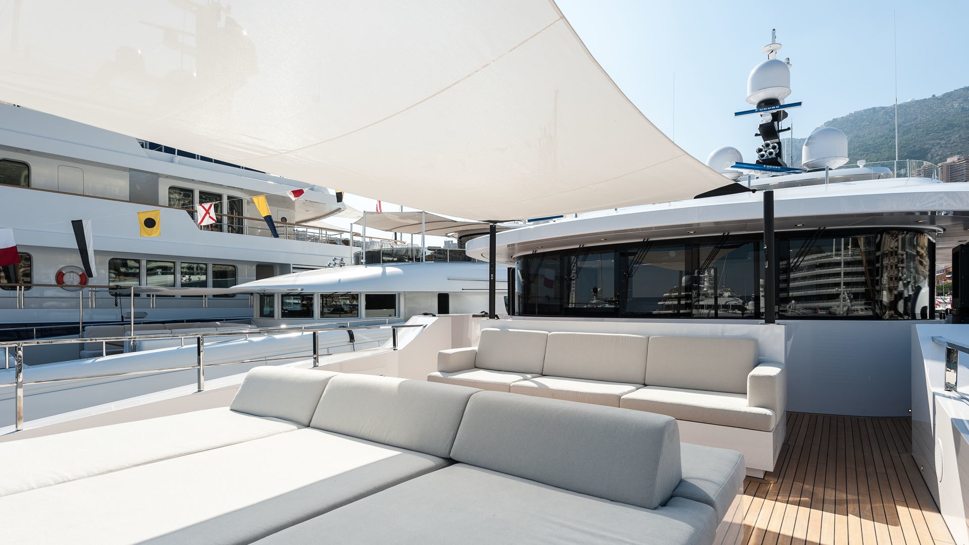 [47m-Yacht-ENTOURAGE]-8185-220.jpg