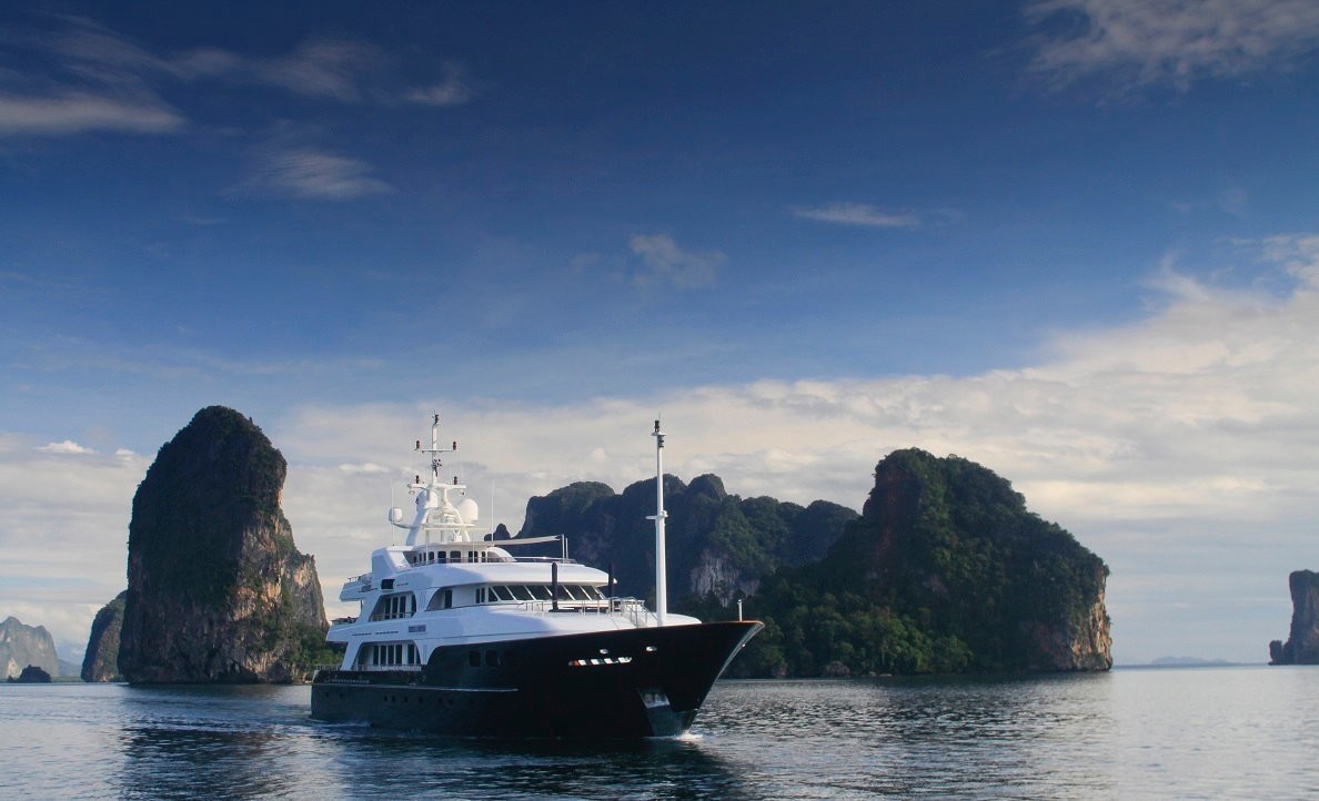 [54m-Yacht-NOBLE-HOUSE]-870-189.jpg