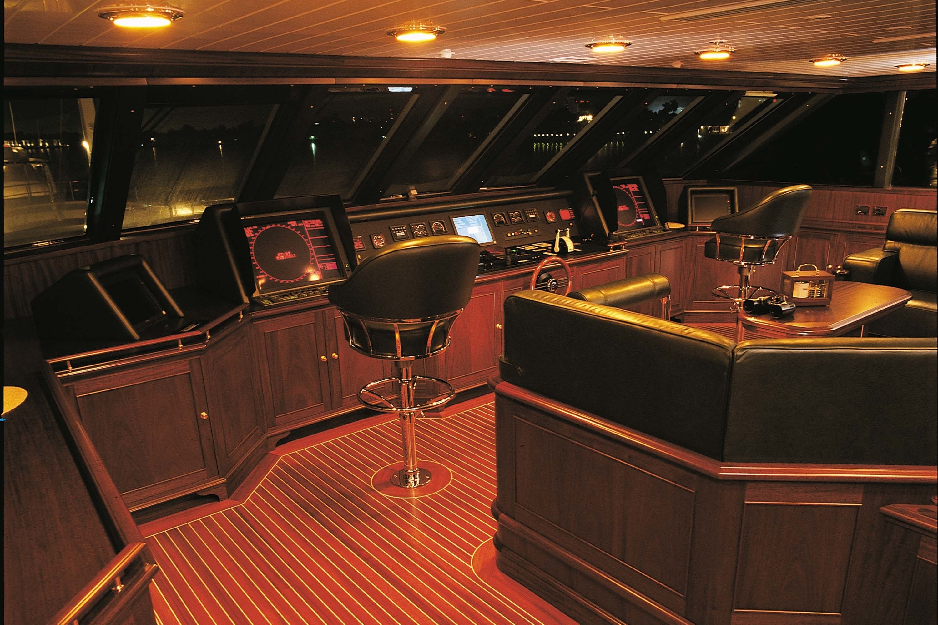 [60m-Yacht-PARAFFIN]-825-152.jpg