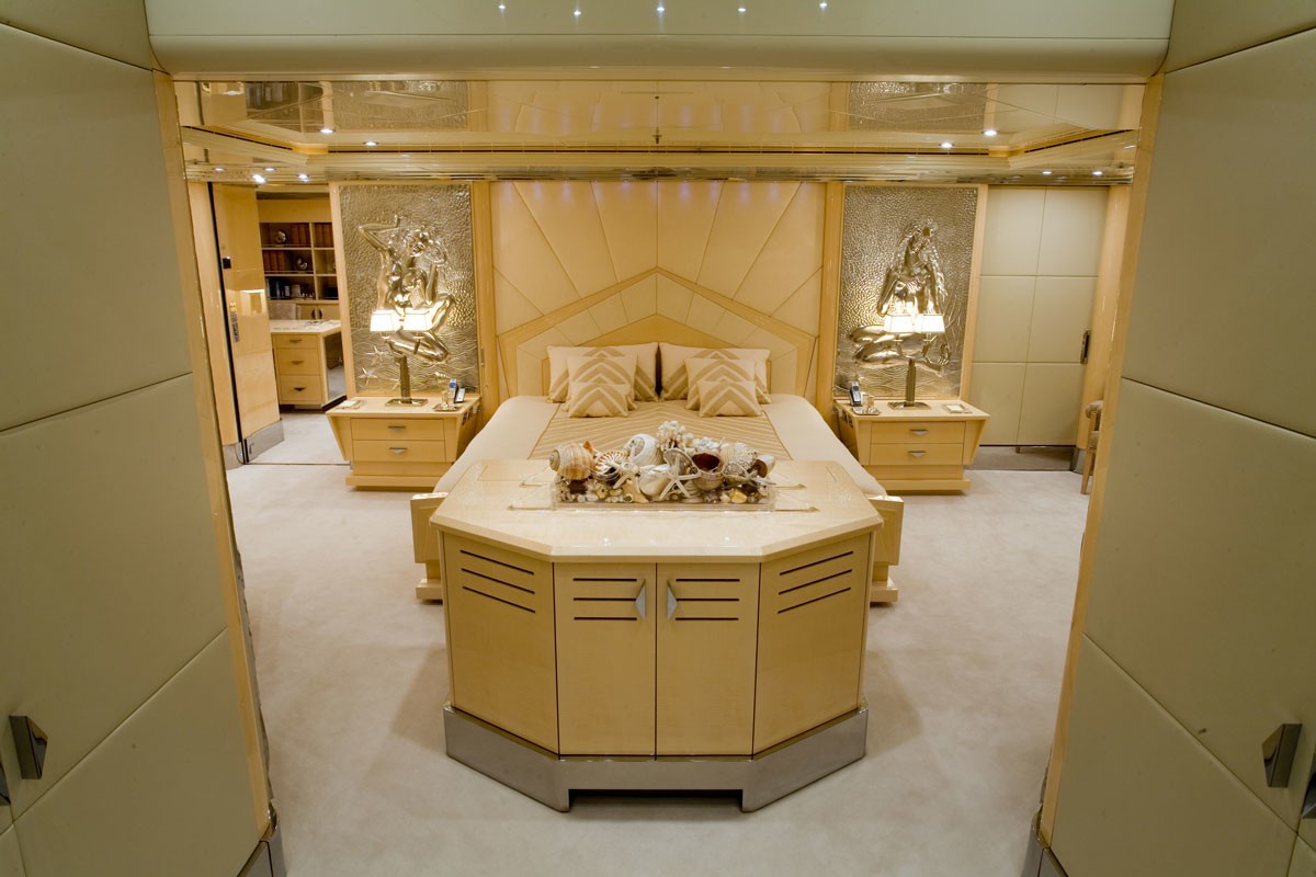 [60m-Yacht-SUNDAY]-8367-155.jpg
