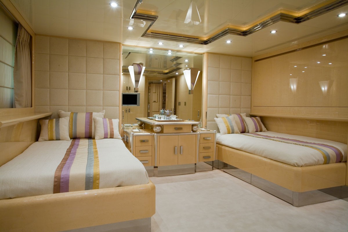 [60m-Yacht-SUNDAY]-8367-182.jpg