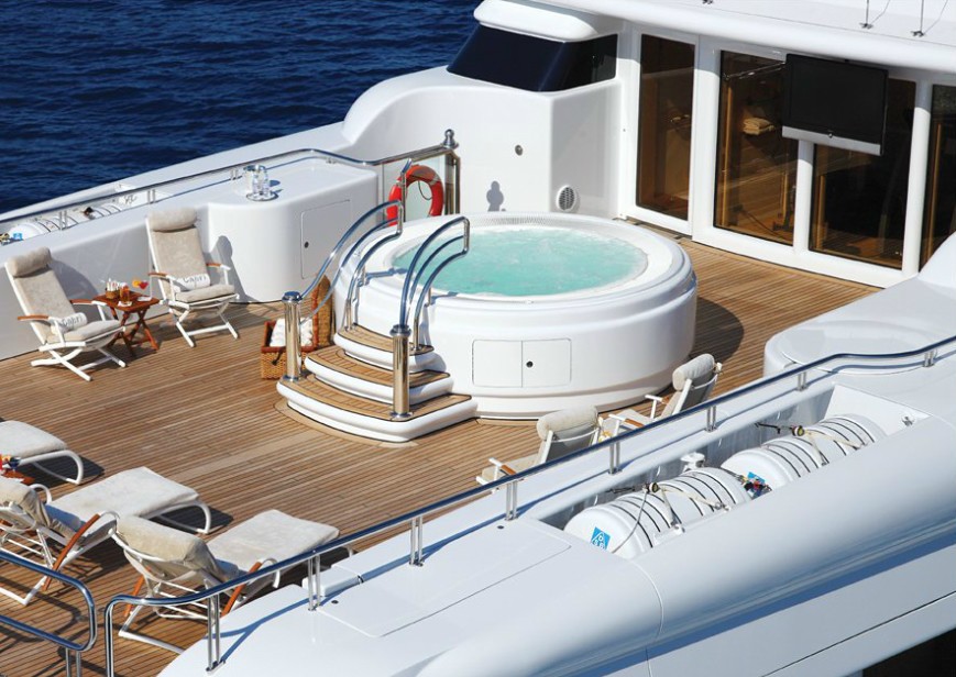 [64m-Yacht-CAPRI]-873-73.jpg