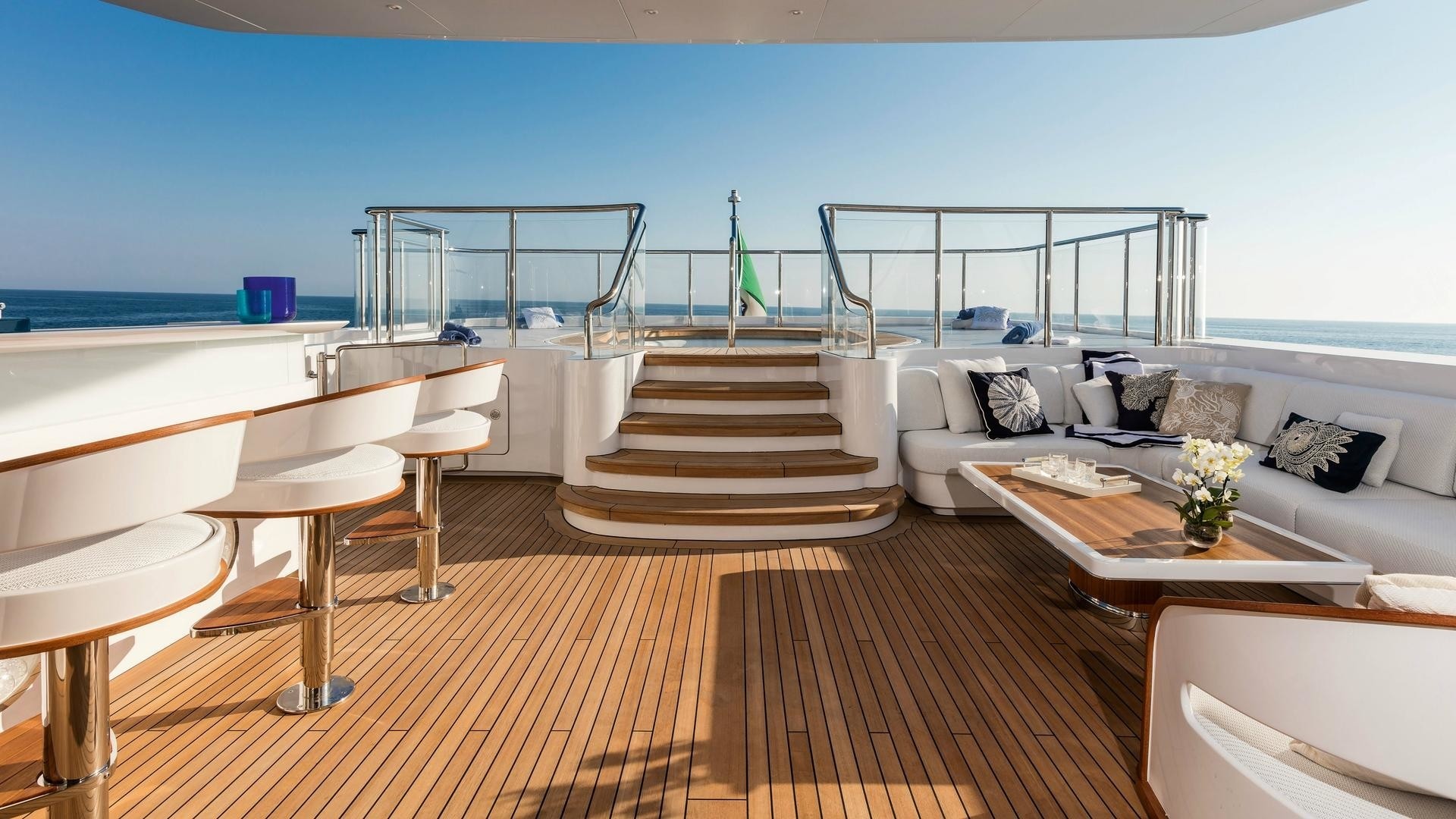 [64m-Yacht-WAKU]-8454-152.jpg