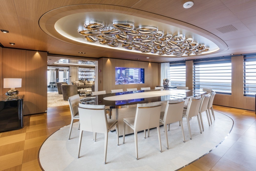 [69m-Yacht-SUERTE]-8203-138.jpg