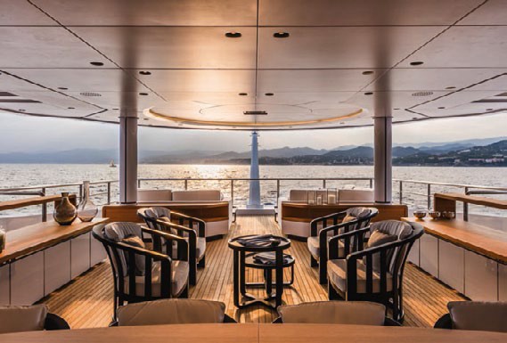[69m-Yacht-SUERTE]-8203-50.jpg
