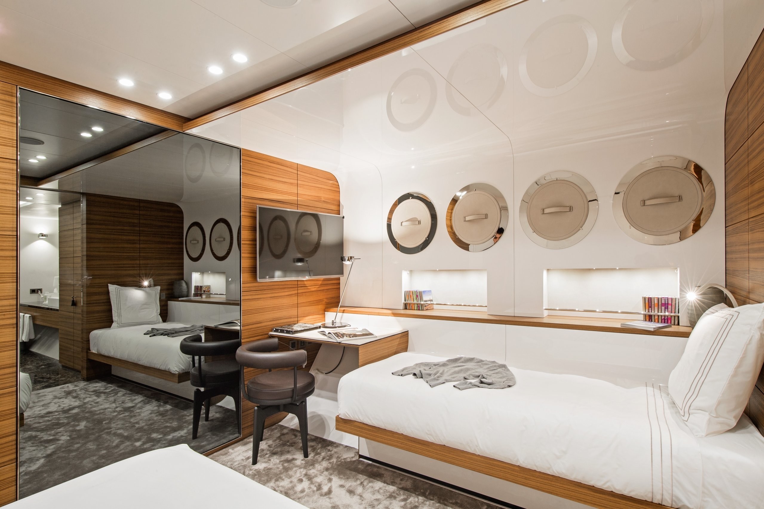 [77m-Yacht-SILVER-FAST]-8164-134.jpg