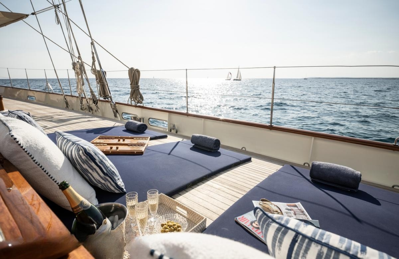 [ALEXA-SAILING-YACHT]-831-2.jpg