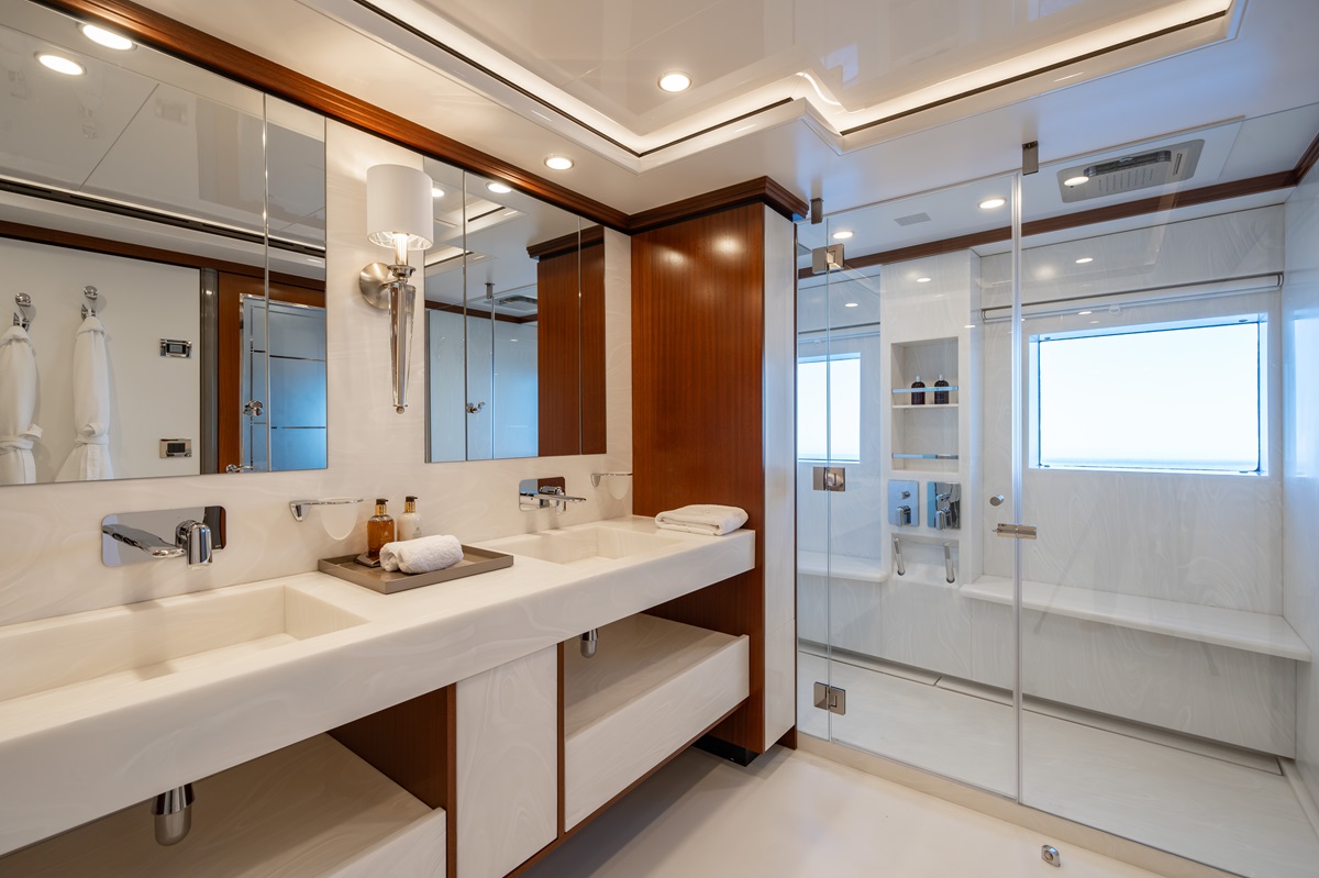 [LUXURY-MOTOR-YACHT-MAGNIFICA]-839-2.jpg