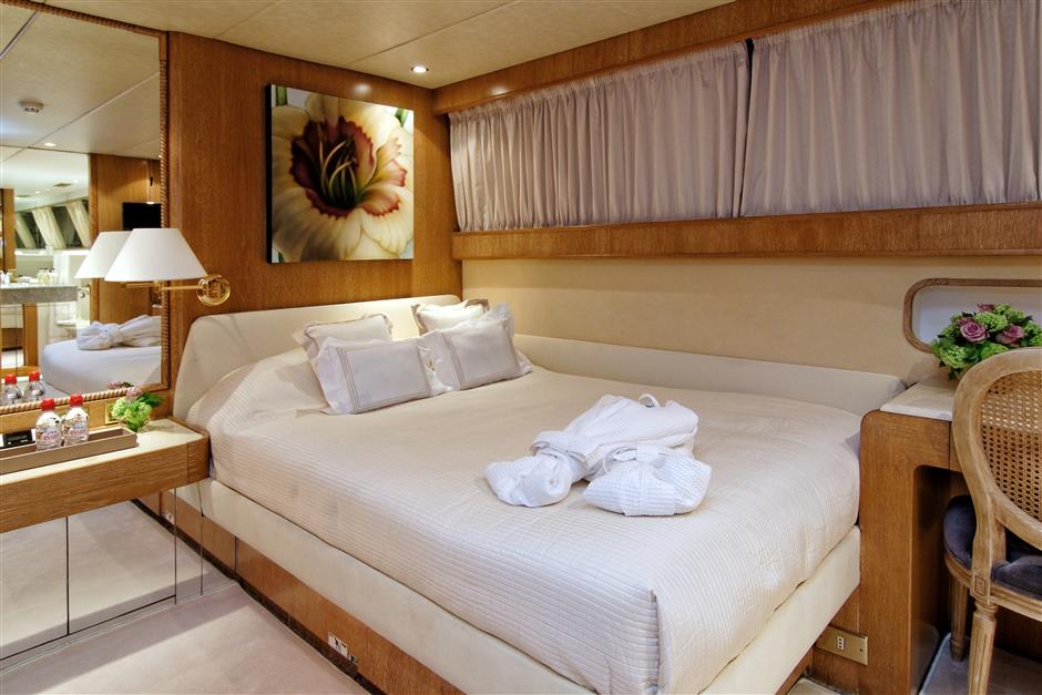 [LUXURY-YACHT-DANGLETERRE-II]-821-50.jpg