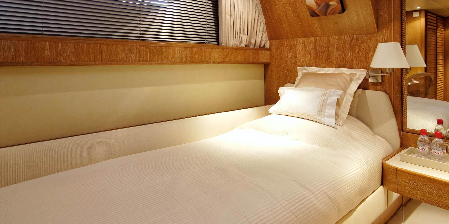 [LUXURY-YACHT-DANGLETERRE-II]-821-68.jpg