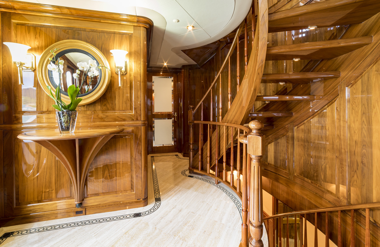 [LUXURY-YACHT-ONE-MORE-TOY]-843-13.jpg