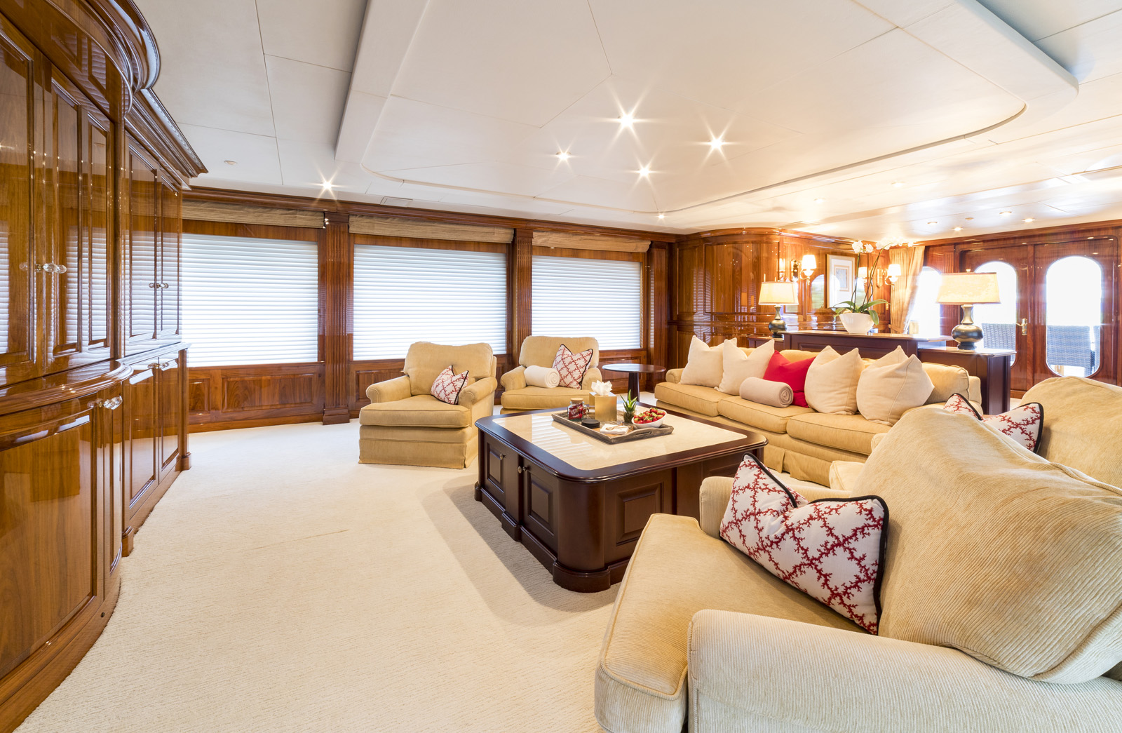 [LUXURY-YACHT-ONE-MORE-TOY]-843-17.jpg