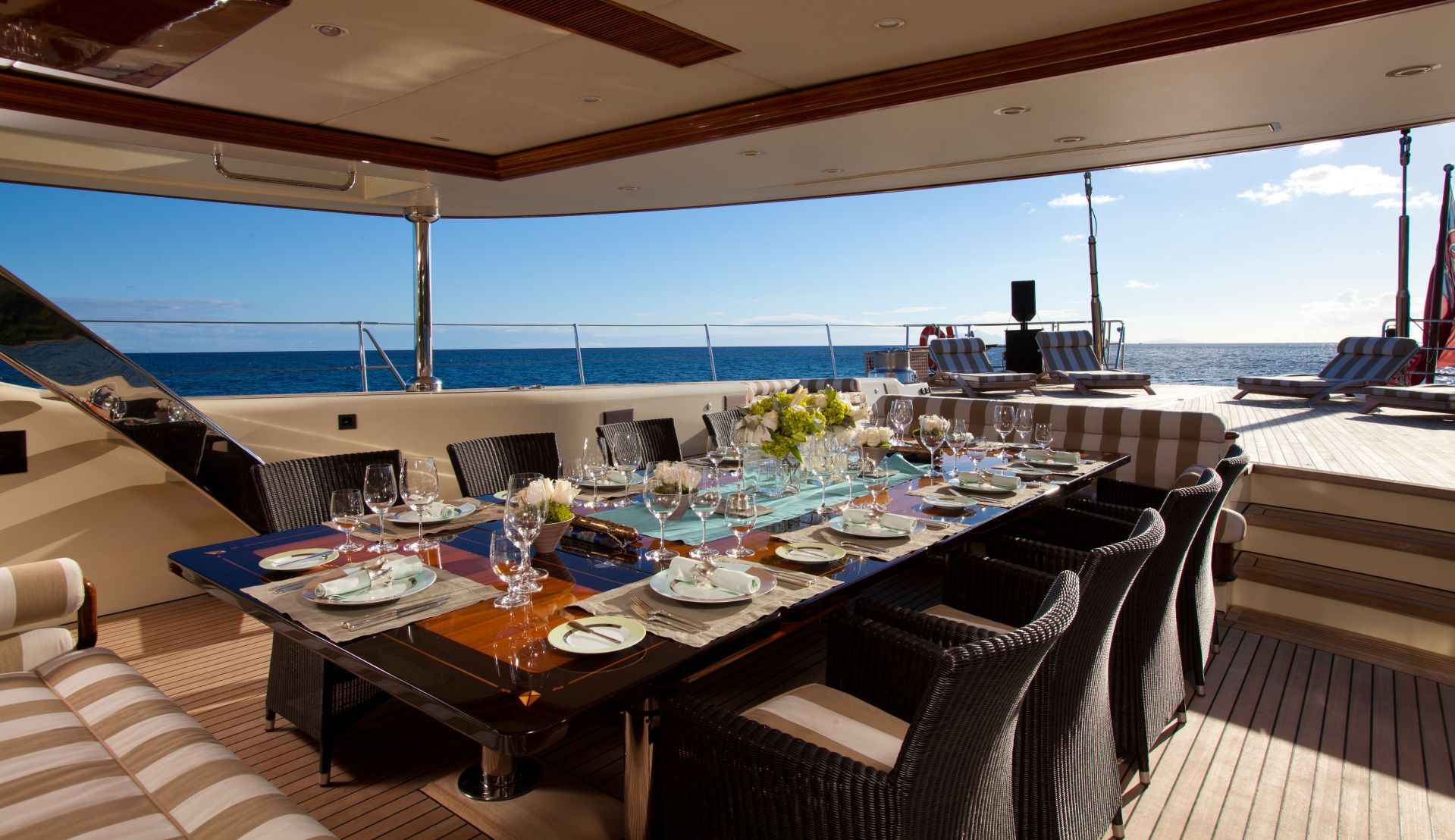 [LUXURY-YACHT-TIARA]-823-11.jpg