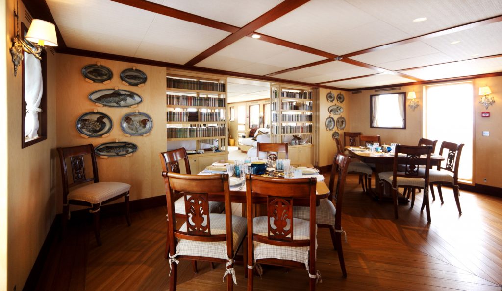 [MOTOR-SAILOR-YACHT-DIONE-STAR-EX-COLOMBAIO-STAR]-8332-5.jpg