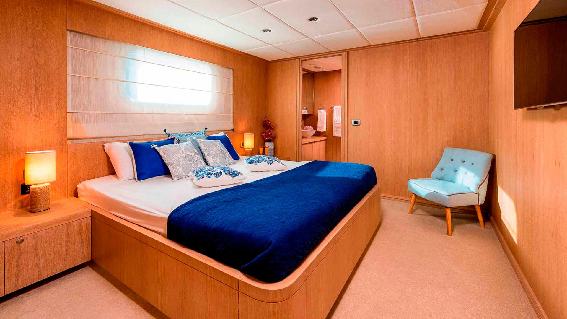 [MOTOR-YACHT-ALPHA]-8669-12.jpg