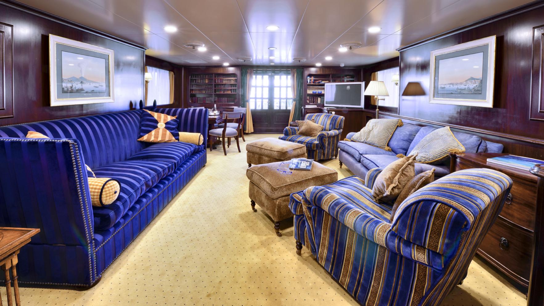 [MOTOR-YACHT-COMMITMENT]-842-12.jpg
