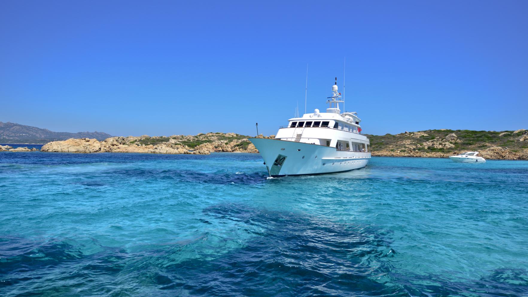 [MOTOR-YACHT-COMMITMENT]-842-32.jpg
