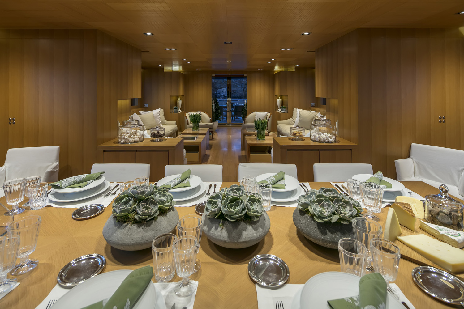 [MOTOR-YACHT-GEOSAND]-8015-10.jpg