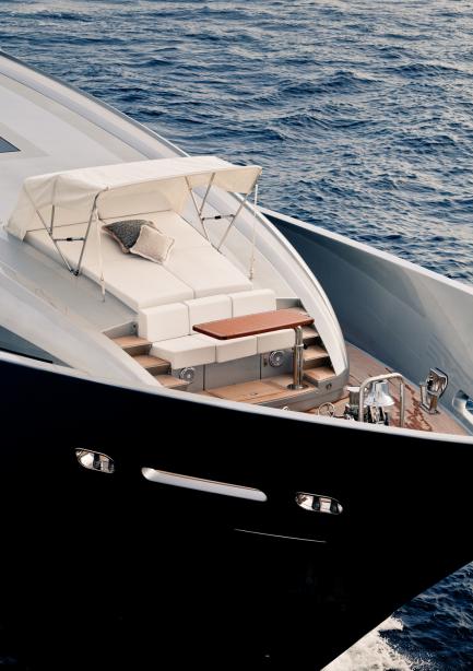 [MOTOR-YACHT-ISA]-8534-3.jpg