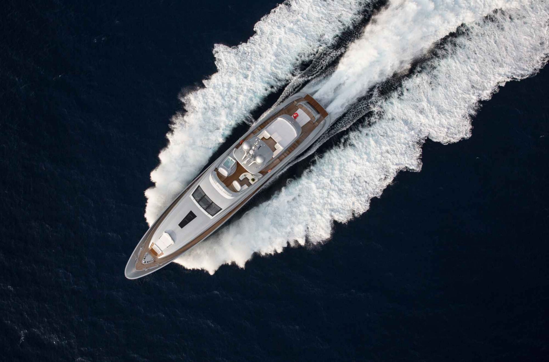 [MOTOR-YACHT-ISA]-8534-7.jpg