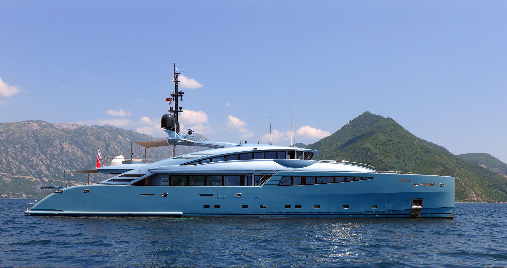 [MOTOR-YACHT-ISA-M-GRANTURISMO]-8337-3.jpg