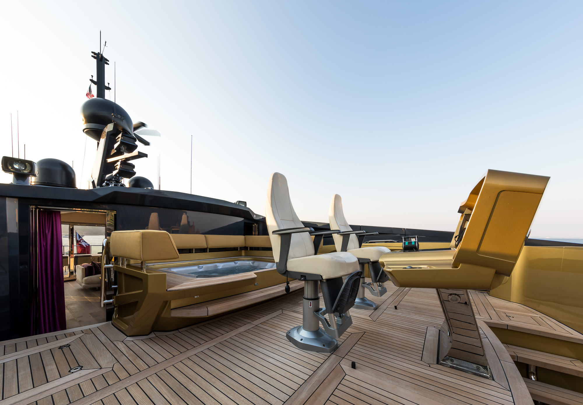 [MOTOR-YACHT-PALMER-JOHNSON]-8486-1.jpg